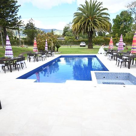 Quinta La Constanza Hotel Tababela Ngoại thất bức ảnh