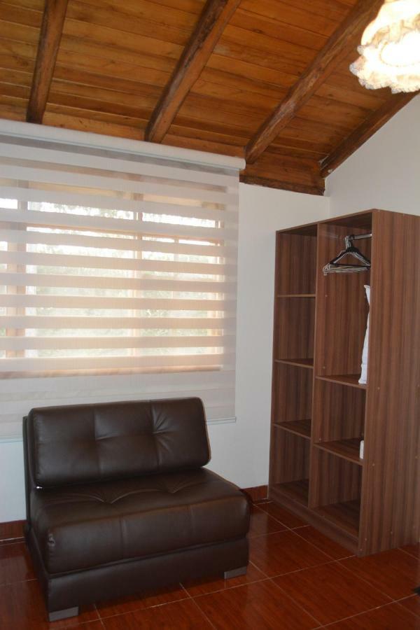 Quinta La Constanza Hotel Tababela Ngoại thất bức ảnh